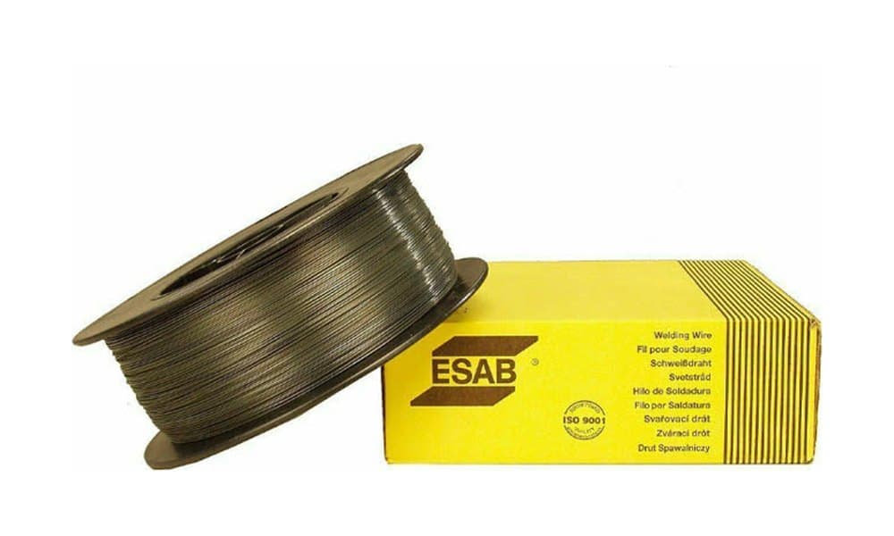 Carrete de alambre MIG ESAB junto a su caja